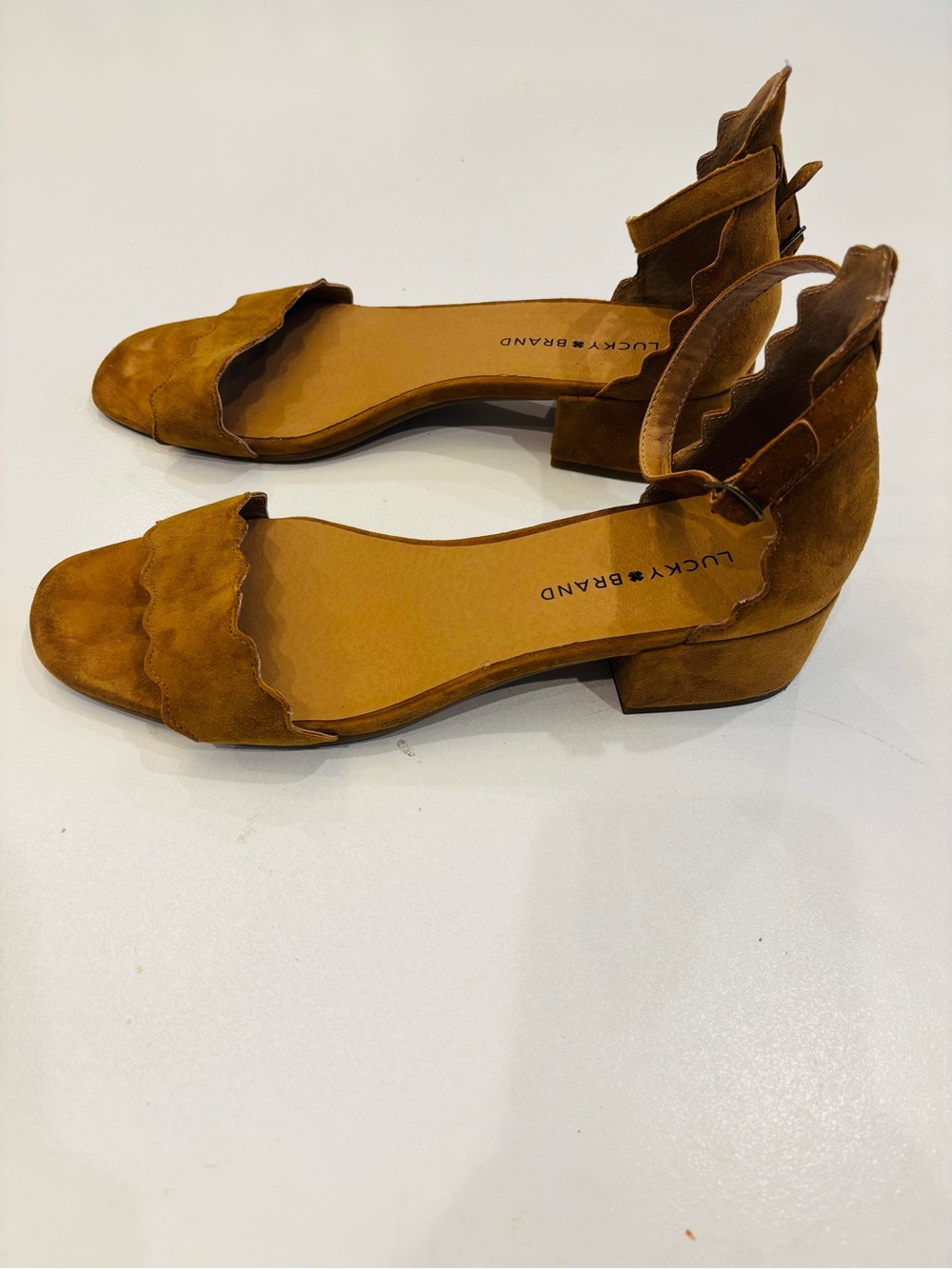 Lucky Brand Leather Scalloped Ankle-Strap Sandals — Tan Brown size 11 - Picture 6 of 10
